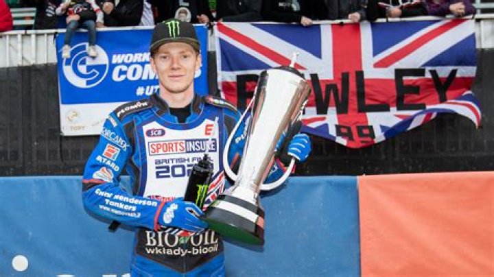 
Dan Bewley Height, Weight, Net Worth, Age, Birthday, Wikipedia, Who, Nationality, Biography 