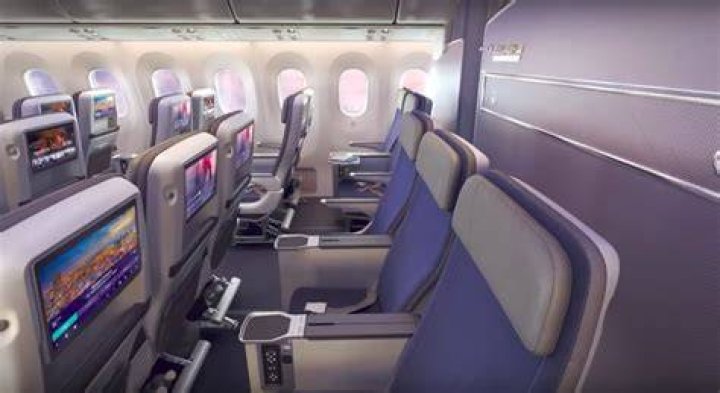 Does El Al have premium economy