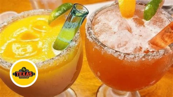 Does Texas Roadhouse have free refills