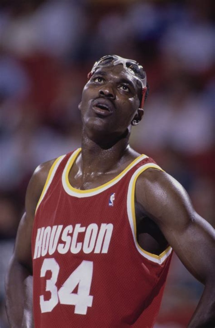 Hakeem Olajuwon Height, Weight, Net Worth, Age, Birthday, Wikipedia, Who, Instagram, Biography