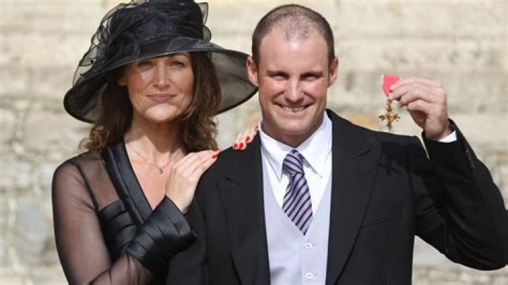 
Here’s The Untold Truth We Know About Andrew Strauss’ Wife, Ruth McDonald 