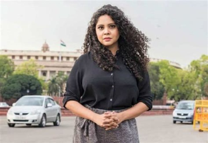 
Rana Ayyub Height, Weight, Net Worth, Age, Birthday, Wikipedia, Who, Nationality, Biography 