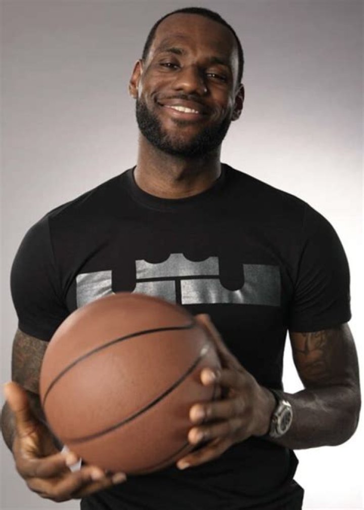 Rell Battle Height, Weight, Net Worth, Age, Birthday, Wikipedia, Who, Nationality, Biography