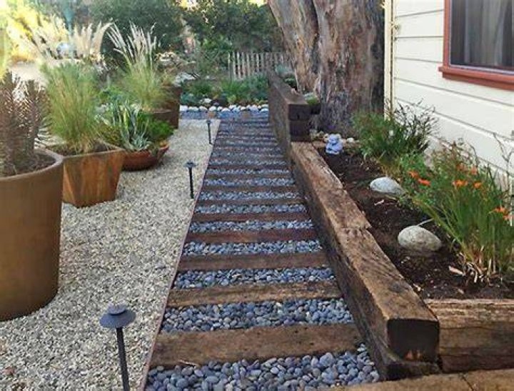 What can you make with railroad ties