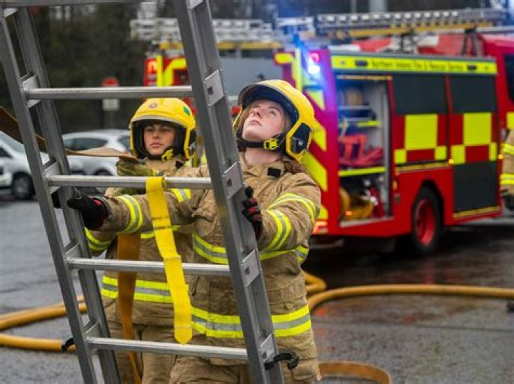 What qualifications do I need to be a firefighter in Ireland