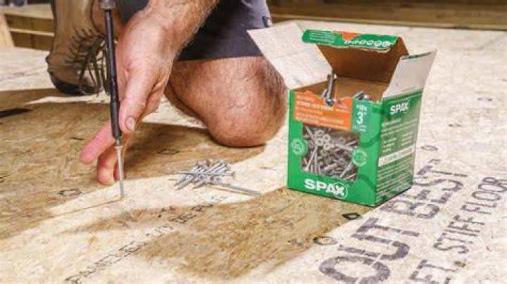 What screws should be used for subfloor