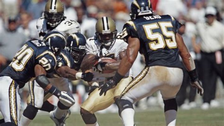 What year did Junior Seau die