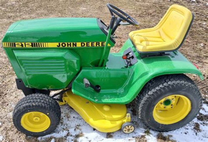 What year is a John Deere 212