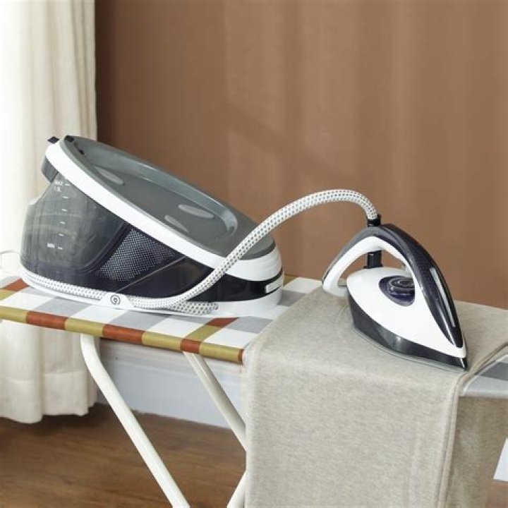 Whats a steam generator iron