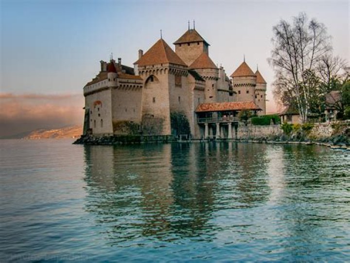 When was Chillon Castle built